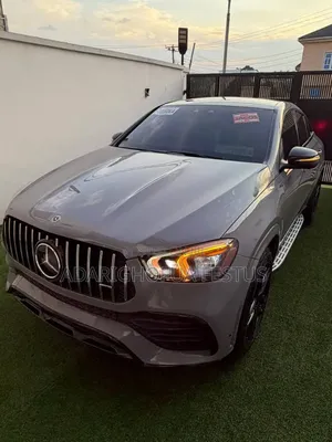 Mercedes-Benz GLE-Class 2022 Beige