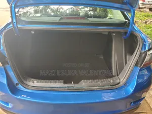 Toyota Yaris 2016 Blue