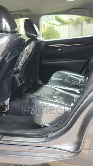 Lexus ES 2015 Gray