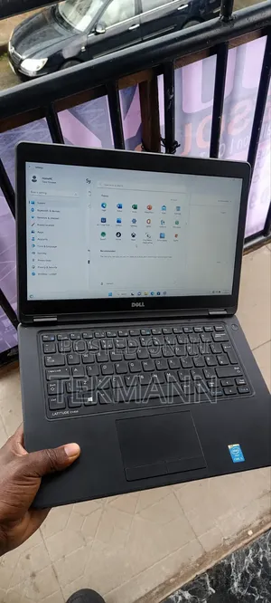 Laptop Dell Latitude 5450 8GB Intel Core i5 SSD 128GB