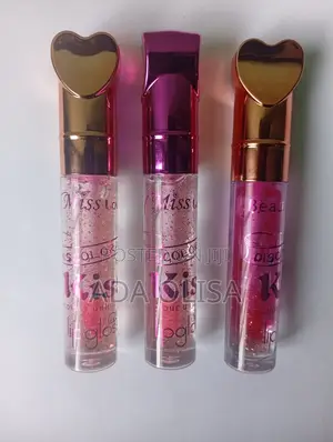 Moisturizing Lip Gloss – Long Lasting Shiny