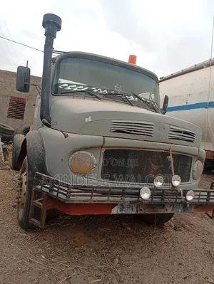 1924 Trailer Head