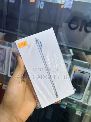 New Apple iPhone 17e 256 GB White