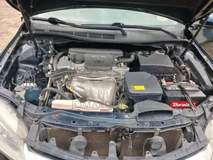 Toyota Camry LE 4dr Sedan (2.5L 4cyl 6A) 2015 Gray