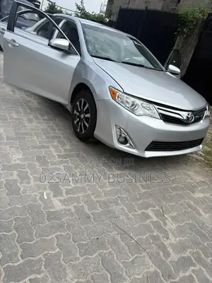 Toyota Camry 2014 Silver