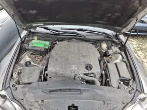 Lexus IS 2015 Silver