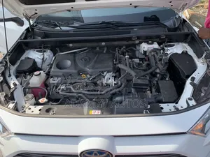 Toyota RAV4 2023 White