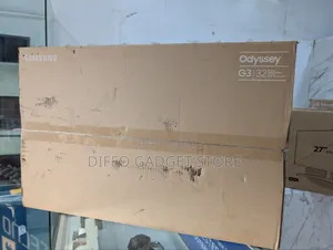 32 Inche Samsung Monitor