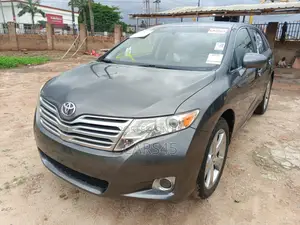 Toyota Venza 2010 Gray