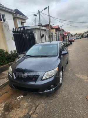 Toyota Corolla 2009 Gray