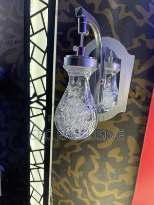 Crystal Clear Glass Led Wall Bracket