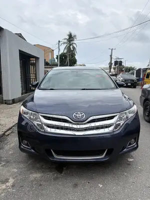 Toyota Venza LE 4dr Wagon (2.7L 4cyl 6A) 2015 Blue
