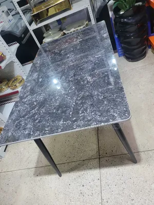 Dinning Patterned Tabletop