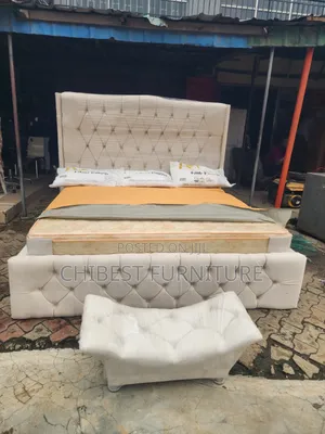 Luxury 6by6 Cream Bed Stand With Footrest