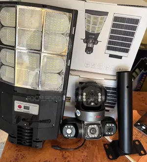 Solar Light 9 Eye 450 Watts Solar Street Light With 4g/Wifi Intelligen