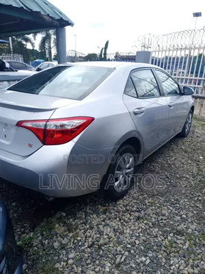 Toyota Corolla 2016 Silver