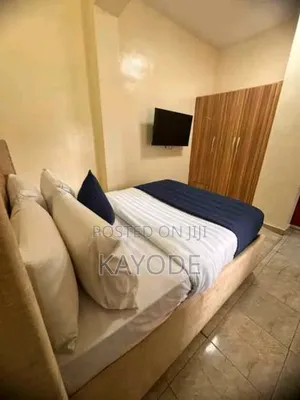 One Selfie Bedroom Apartment