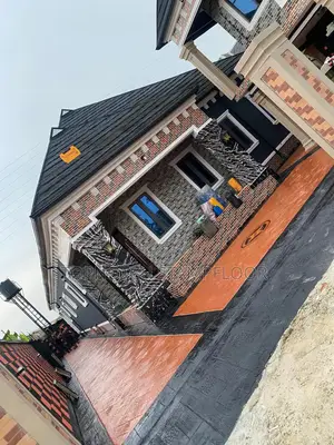 Strong Floor Design Service