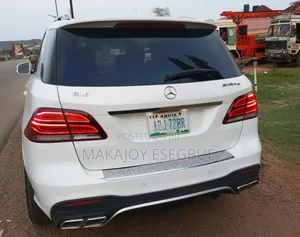 Mercedes-Benz M Class 2015 White