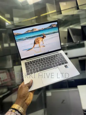 Laptop HP EliteBook 840 G10 16GB Intel Core i7 SSD 512GB