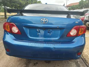 Toyota Corolla 2009 Blue