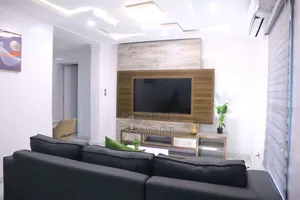 Exquisite 2 Bedroom Apartment