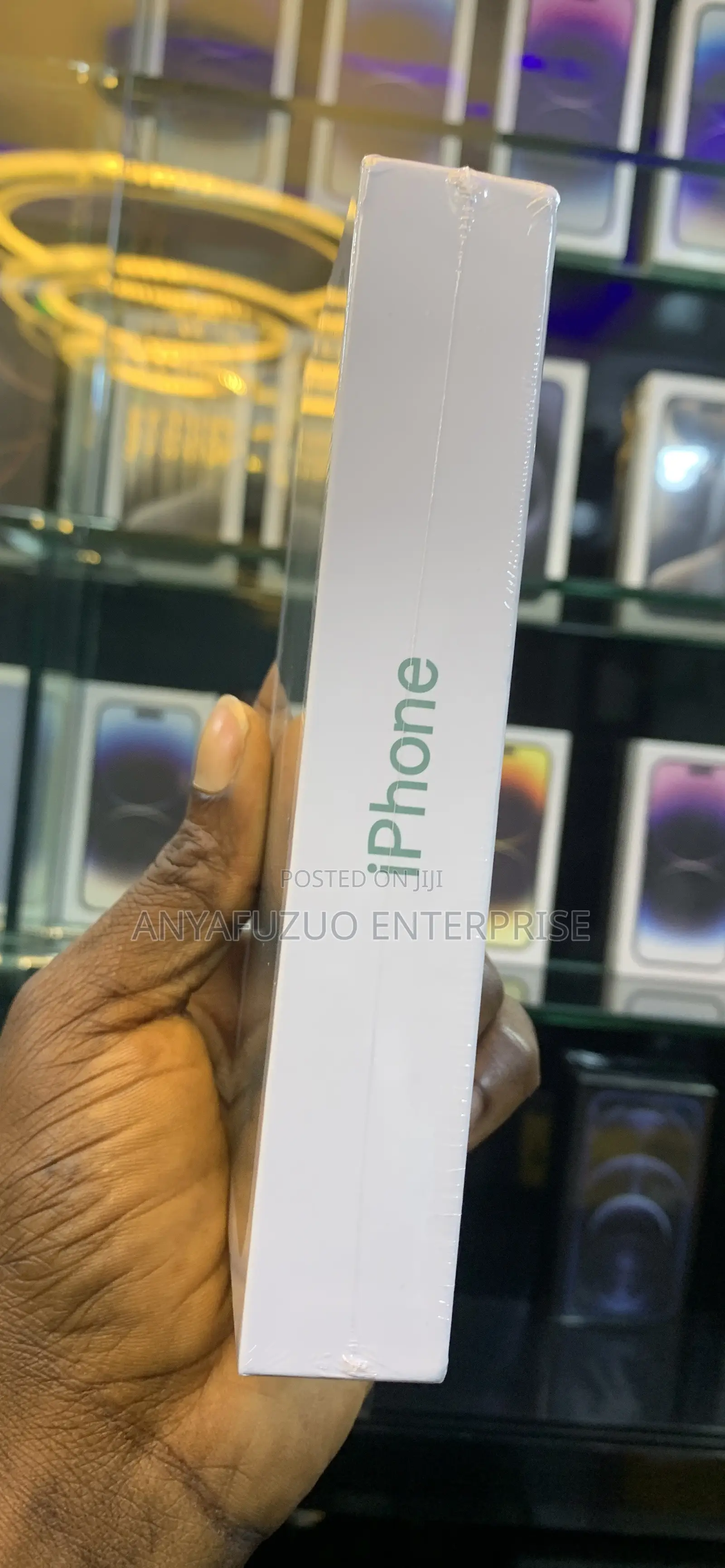 New Apple iPhone 11 128 GB White