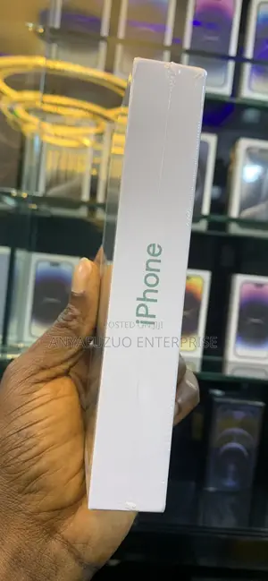 New Apple iPhone 11 128 GB White