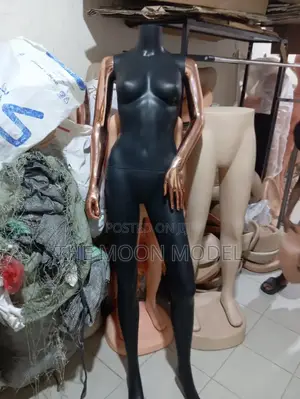 Fine Girl Mannequin
