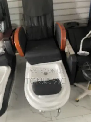 Pedicure Chair