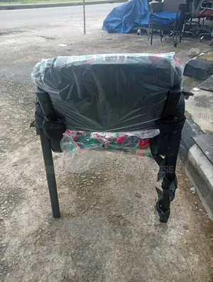 Four Leg Vistor Chair