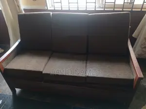 3 Seater Cpuch