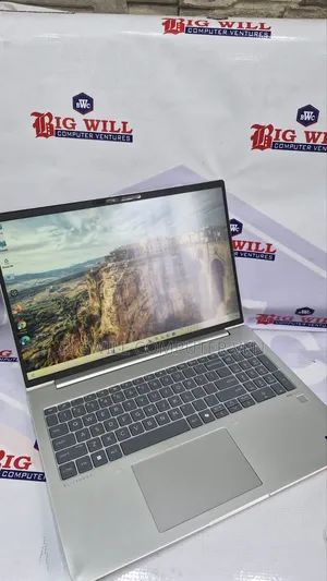 Laptop HP 16GB Intel Core Ultra 5 SSD 512GB