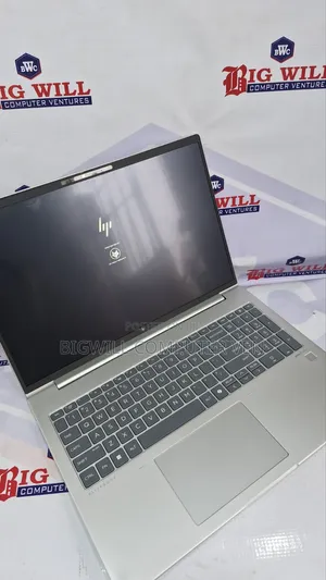 Laptop HP 16GB Intel Core Ultra 5 SSD 512GB