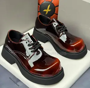 Balenciaga Quality Luxury Men Classic Shoe