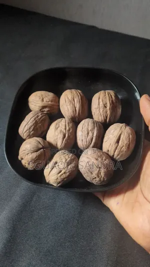 Walnut (100g)