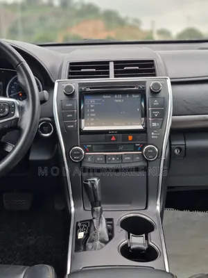 Toyota Camry 2016 White