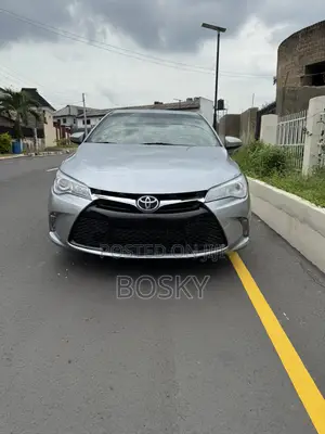 Toyota Camry XSE 4dr Sedan (2.5l 4cyl 6A) 2016 Blue