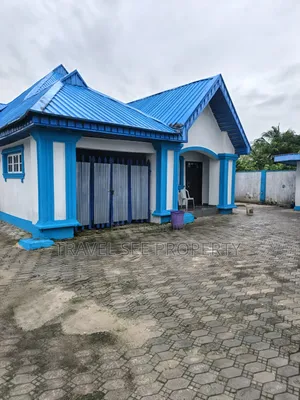 5bdrm Duplex in Araromi Ibeju Lekki for rent