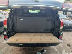 Lexus LX 570 2011 Black