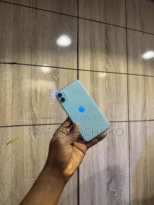 Apple iPhone 11 64 GB Blue