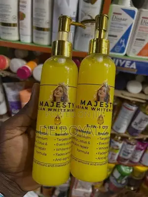 Majesty Asian Whitening 5 in 1 Body Oil