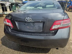 Toyota Camry LE 4dr Sedan (2.5L 4cyl 6AM) 2010 Green