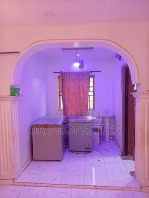 3bdrm Bungalow in Muslim Off Ayetoro, for sale