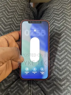 Apple iPhone 12 128 GB Red