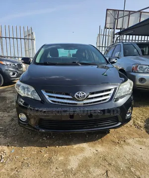 Toyota Corolla LE 4dr Sedan (1.8L 4cyl 4A) 2012 Black