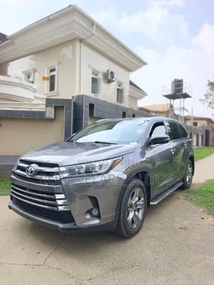 Toyota Highlander 2019 Gray
