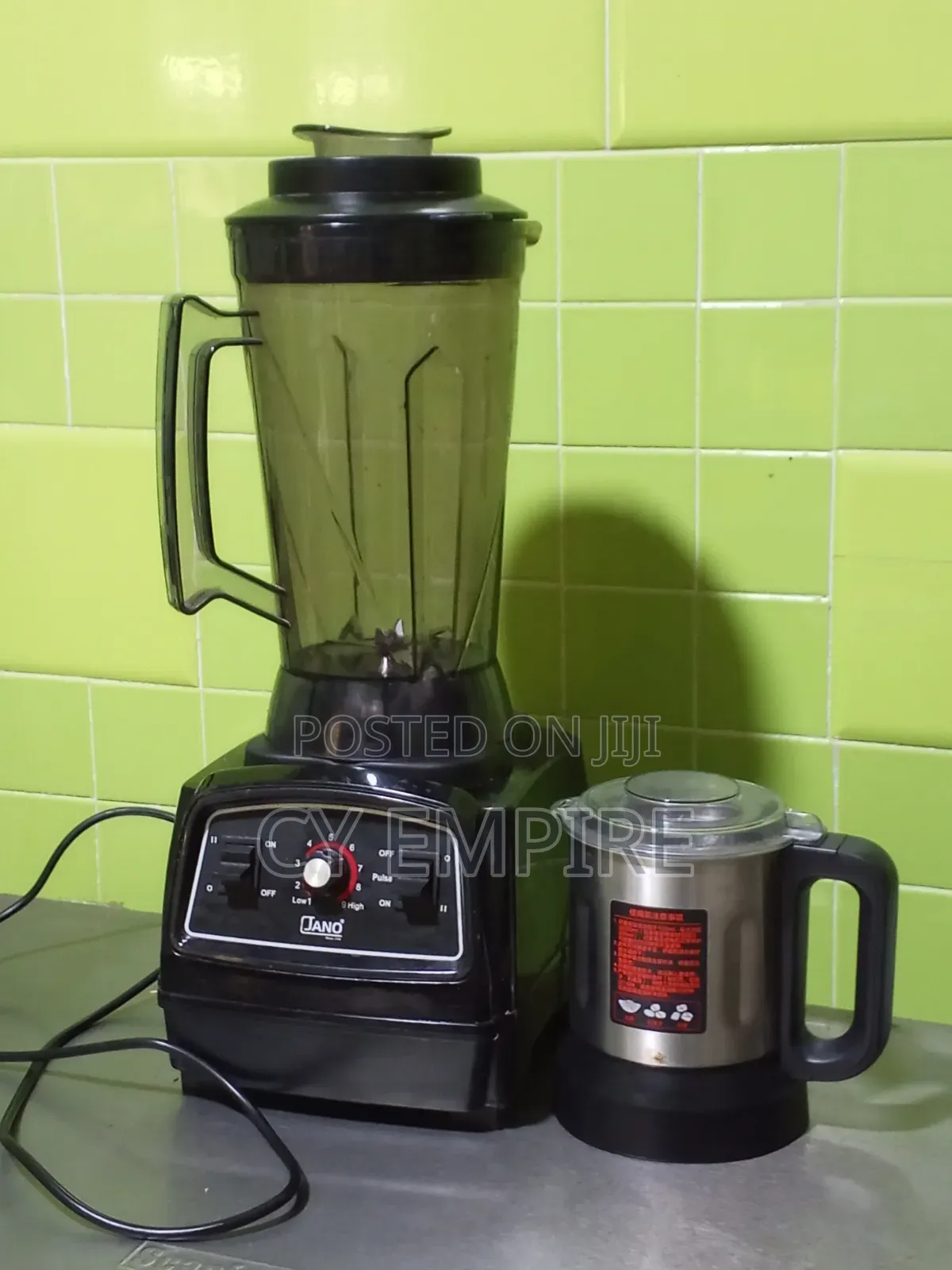 Neatly Used Professional Multipurpose Blender