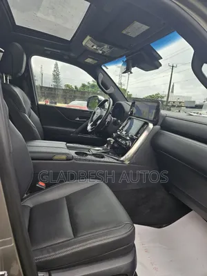Lexus LX 2023 Teal