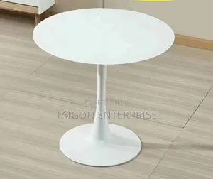 Classy Round Table